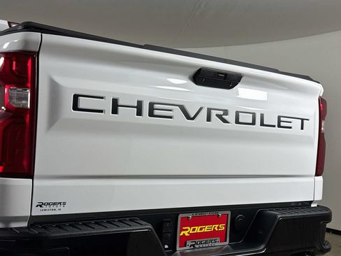 Used 2022 Chevrolet Silverado 1500 LT Trail Boss w/ Convenience Package II AWD/4WD image 27