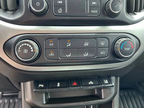 Used 2022 Chevrolet Colorado LT w/ Fleet Safety Package image 21