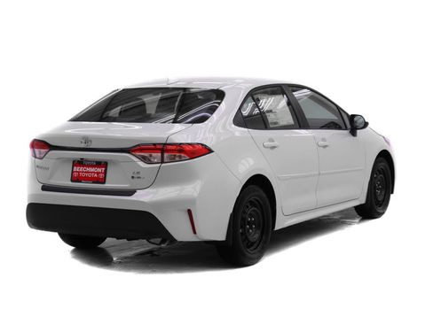New 2026 Toyota Corolla LE image 2
