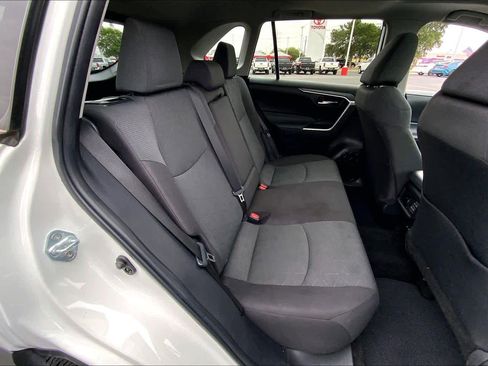 Used 2024 Toyota RAV4 XLE w/ Convenience Package FWD image 20