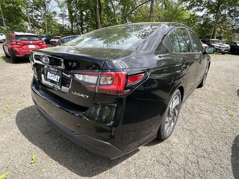 Used 2025 Subaru Legacy Limited image 8