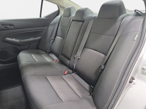Used 2024 Nissan Altima 2.5 SV FWD image 13