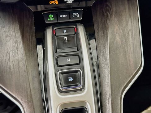 Used 2018 Honda Clarity Touring image 23