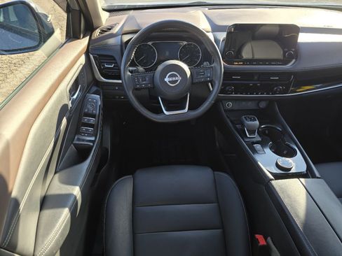 Used 2023 Nissan Rogue SL w/ SL Premium Package image 21