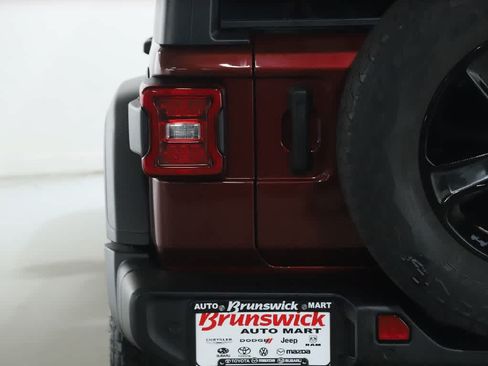 Used 2021 Jeep Wrangler Unlimited Sport AWD/4WD image 43