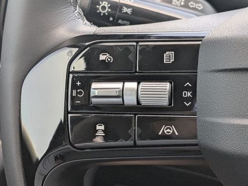 New 2026 Kia Sorento LX FWD image 24