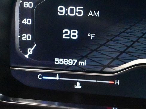 Used 2024 GMC Yukon SLT image 35