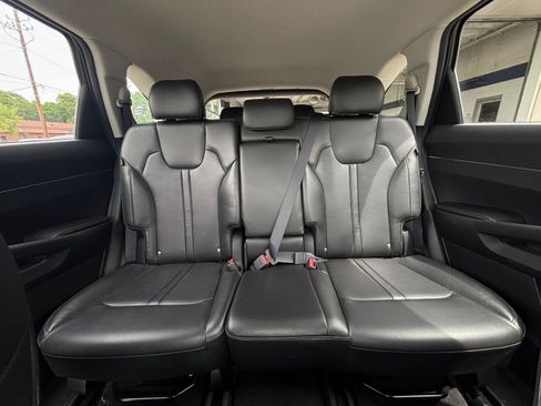 Used 2024 Kia Sorento S FWD image 41