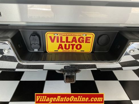 Used 2017 GMC Sierra 1500 SLE w/ SLE Value Package AWD/4WD image 29