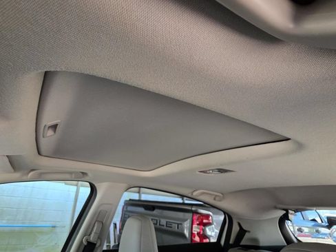 Used 2022 Honda HR-V EX image 8