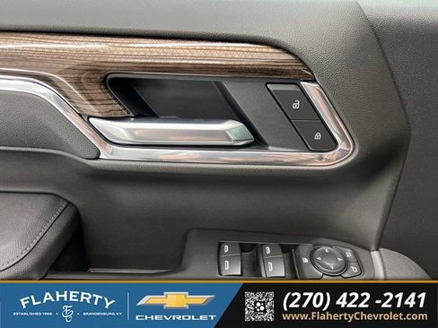 Used 2026 Chevrolet Silverado 1500 RST w/ Dark Appearance Package AWD/4WD image 22