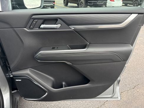 New 2026 GMC Acadia Elevation image 40