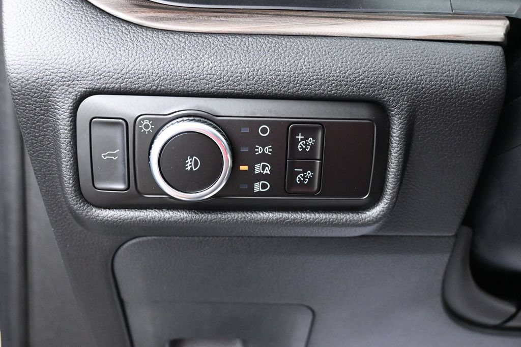Used 2023 Ford Explorer Limited w/ Limited Technology Package AWD/4WD image 17