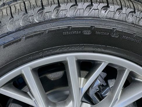 Used 2022 Jeep Grand Cherokee Summit AWD/4WD image 34