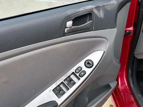 Used 2016 Hyundai Accent SE image 19