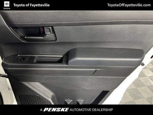 Certified 2026 Toyota Tacoma SR5 AWD/4WD image 17