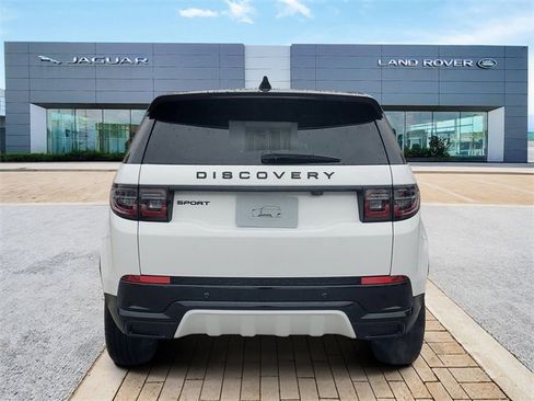 Used 2025 Land Rover Discovery Sport Dynamic SE image 6