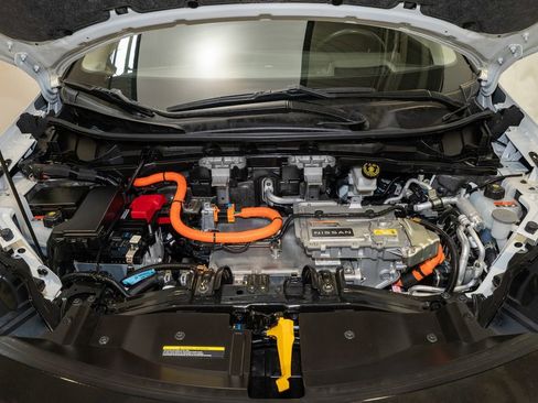 Certified 2023 Nissan Ariya AWD image 21