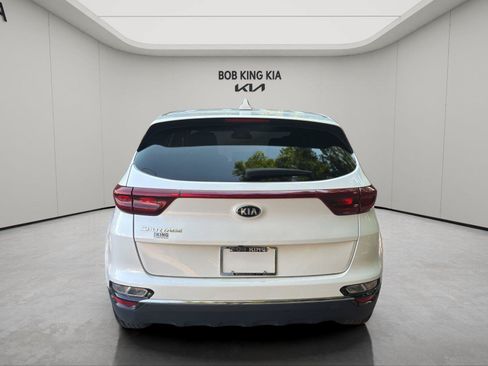 Used 2022 Kia Sportage LX FWD image 4