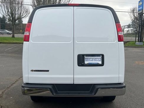 New 2025 Chevrolet Express 2500 image 6