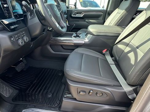 New 2026 Chevrolet Silverado 3500 LTZ w/ LTZ Plus Package image 13