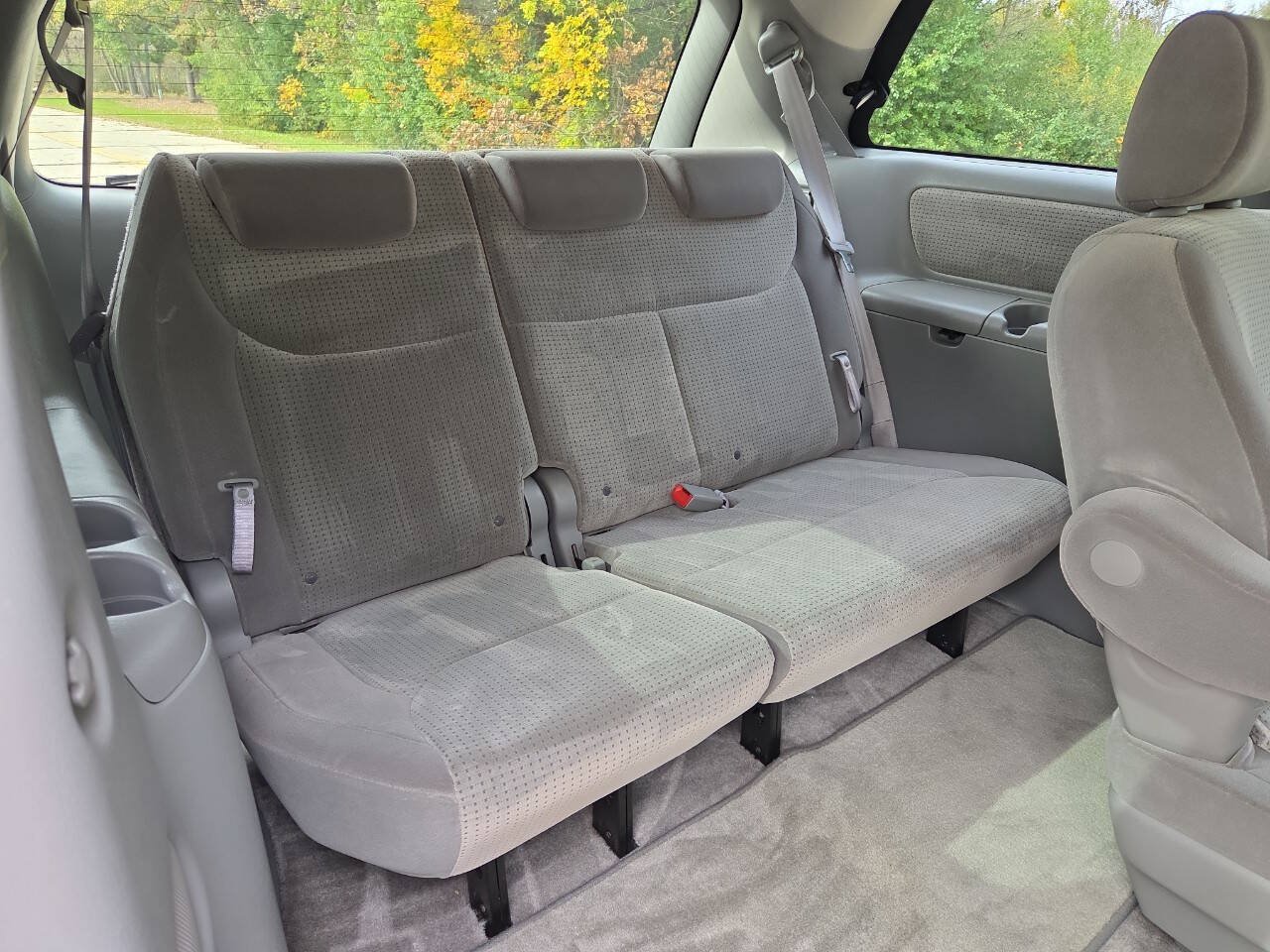 Used 2007 Toyota Sienna LE w/ LE Pkg 3 FWD image 17
