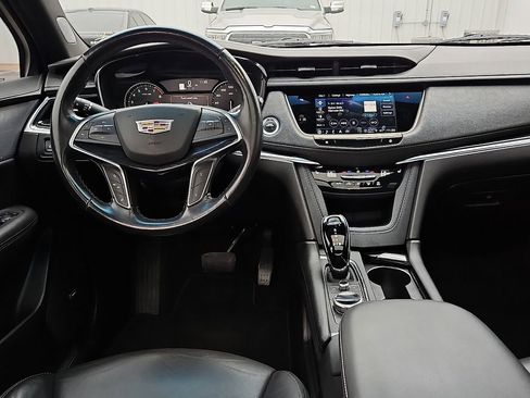 Used 2023 Cadillac XT5 Premium Luxury image 18