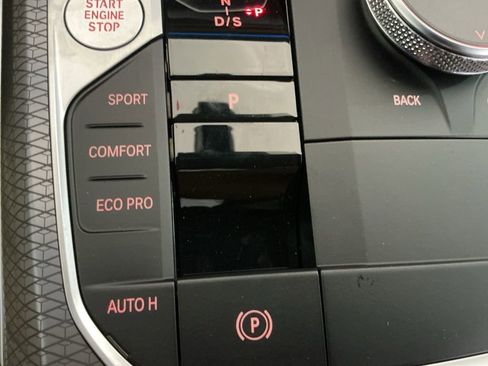 New 2026 BMW 330i Sedan w/ Premium Package image 13