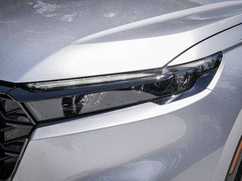Used 2024 Honda CR-V Sport image 6