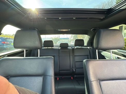 Used 2015 Mercedes-Benz E 350 Sedan image 13