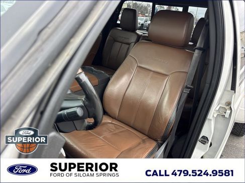 Used 2013 Ford F450 Platinum w/ Platinum Pkg image 24