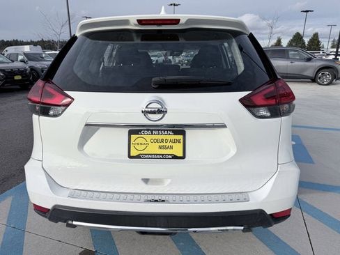 Certified 2019 Nissan Rogue S image 8