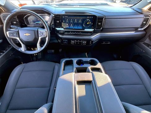 Used 2024 Chevrolet Silverado 2500 LT image 20