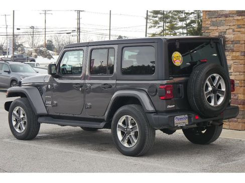 Used 2023 Jeep Wrangler Unlimited Sahara w/ LED Lighting Group image 5