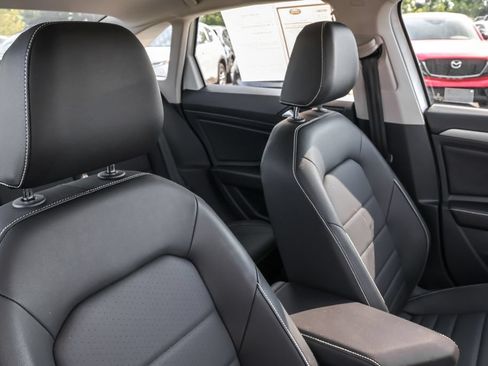 Used 2024 Volkswagen Jetta SE w/ Panoramic Sunroof Package FWD image 37