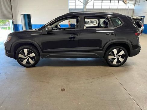 Used 2025 Volkswagen Taos S AWD/4WD image 6