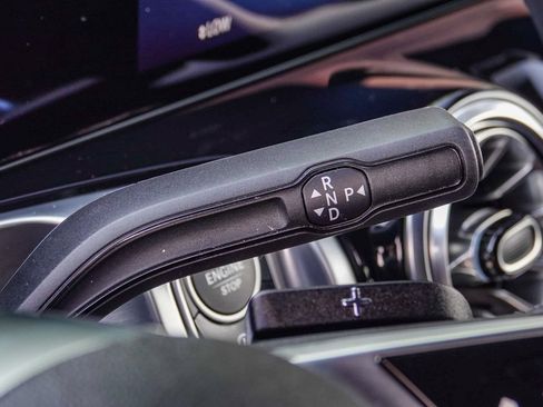 Certified 2025 Mercedes-Benz GLB 250 image 19