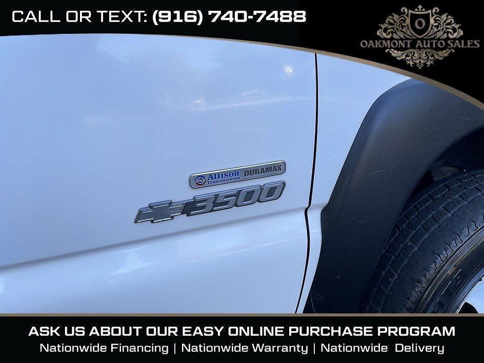 Used 2007 Chevrolet Silverado 3500 2WD Regular Cab w/ Heavy-Duty Power Package image 17