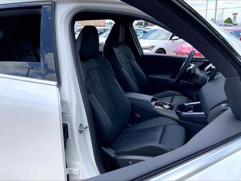 Used 2025 BMW X3 xDrive30 w/ Premium Package AWD/4WD image 9