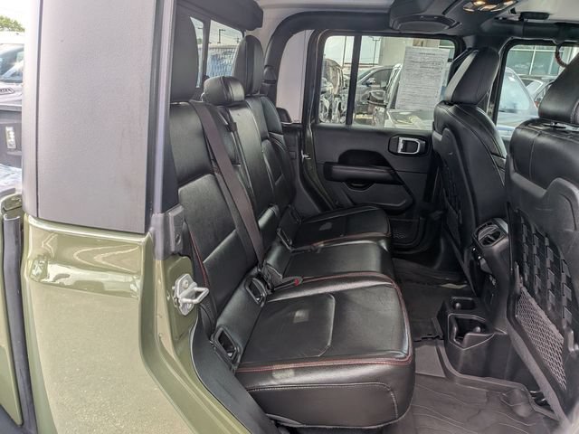 Used 2022 Jeep Gladiator Rubicon w/ Cold Weather Group AWD/4WD image 29