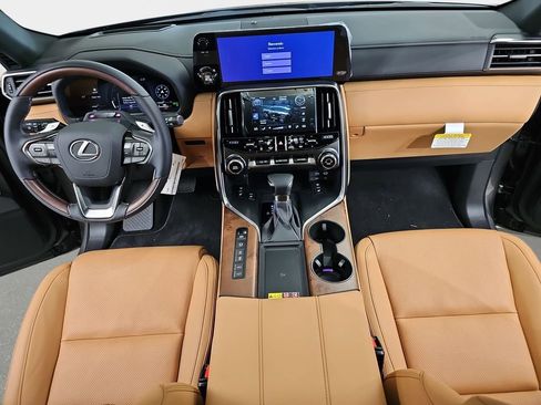 New 2026 Lexus LX 600 4WD w/ Luxury Package image 9