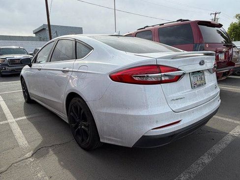 Used 2019 Ford Fusion SE w/ Equipment Group 151A image 4