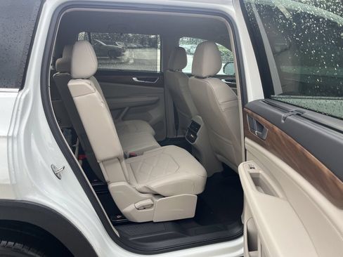 New 2026 Volkswagen Atlas SE FWD image 30