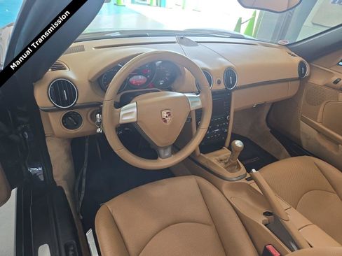 Used 2009 Porsche Boxster RWD image 2