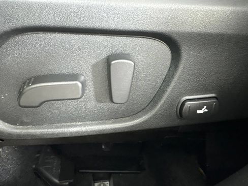 Used 2018 Subaru Forester 2.5i Touring w/ Popular Package #3B AWD/4WD image 11