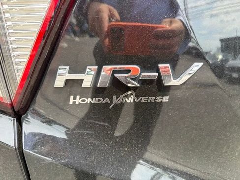 Used 2021 Honda HR-V Sport image 7