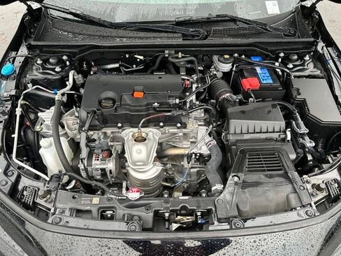 Used 2023 Honda Civic Sport image 30