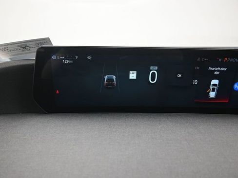 Used 2025 Ford Expedition Max Active image 12