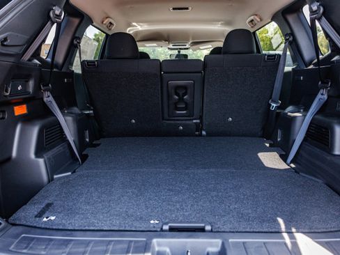 New 2025 Mitsubishi Outlander ES image 32