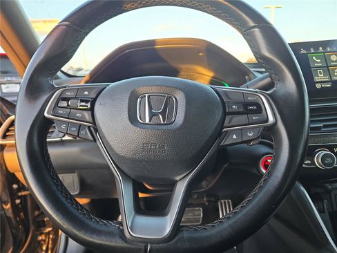Used 2022 Honda Accord Sport image 12